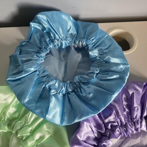 NWT Three pack of Heavy Duty Shower Caps - Picture 4 of 7